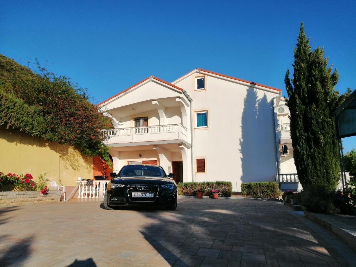 Apartments Fafandjel Rab Town Esterno foto