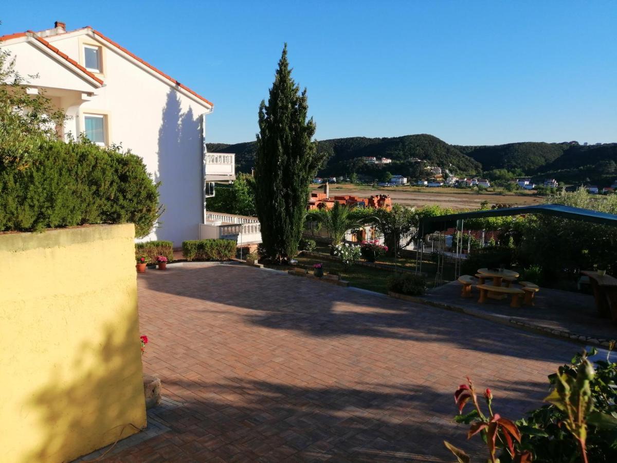 Apartments Fafandjel Rab Town Esterno foto