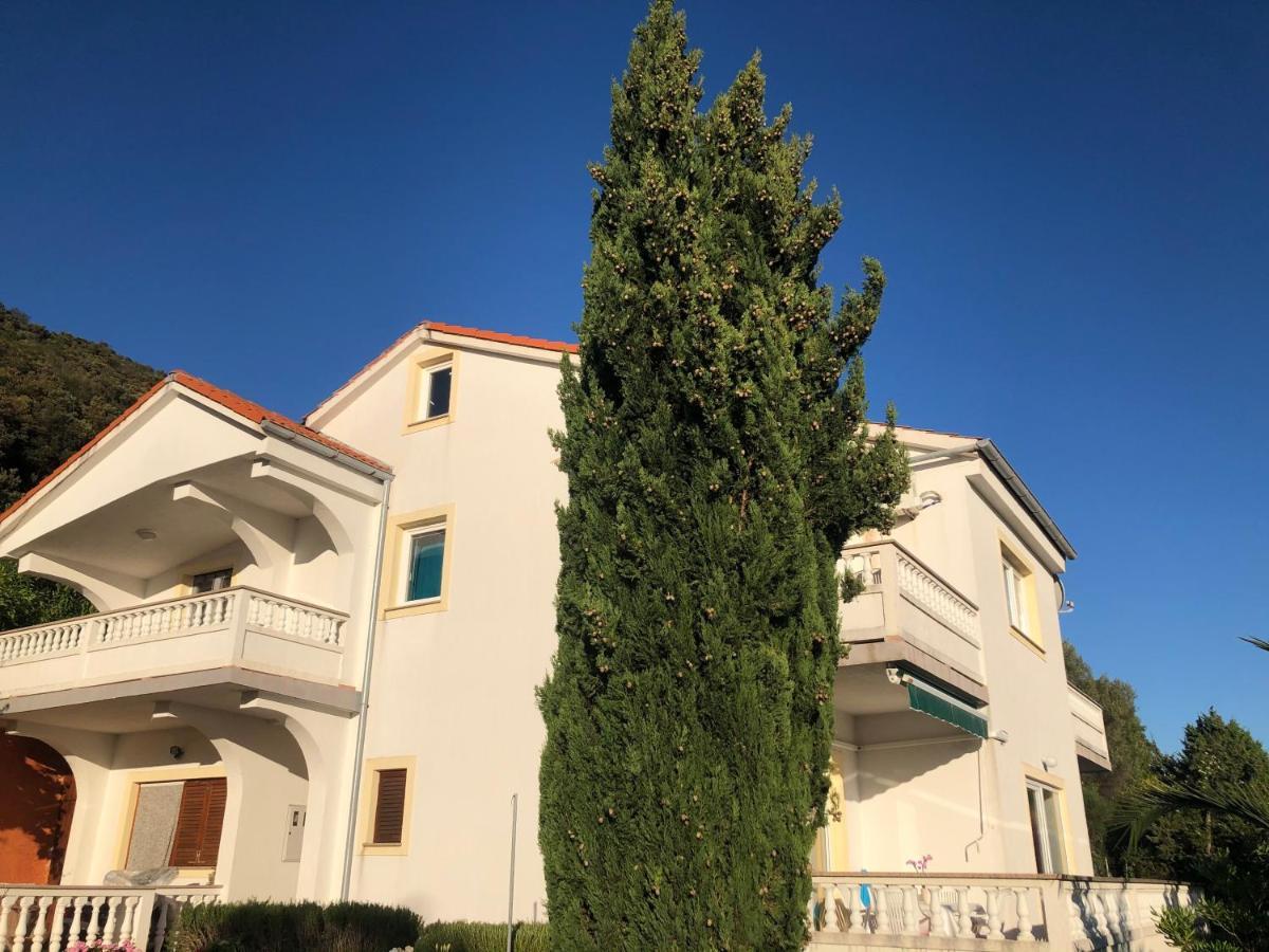 Apartments Fafandjel Rab Town Esterno foto